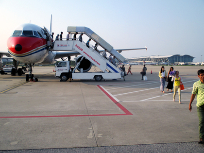 2014.9.6.MU296便上海到着.JPG